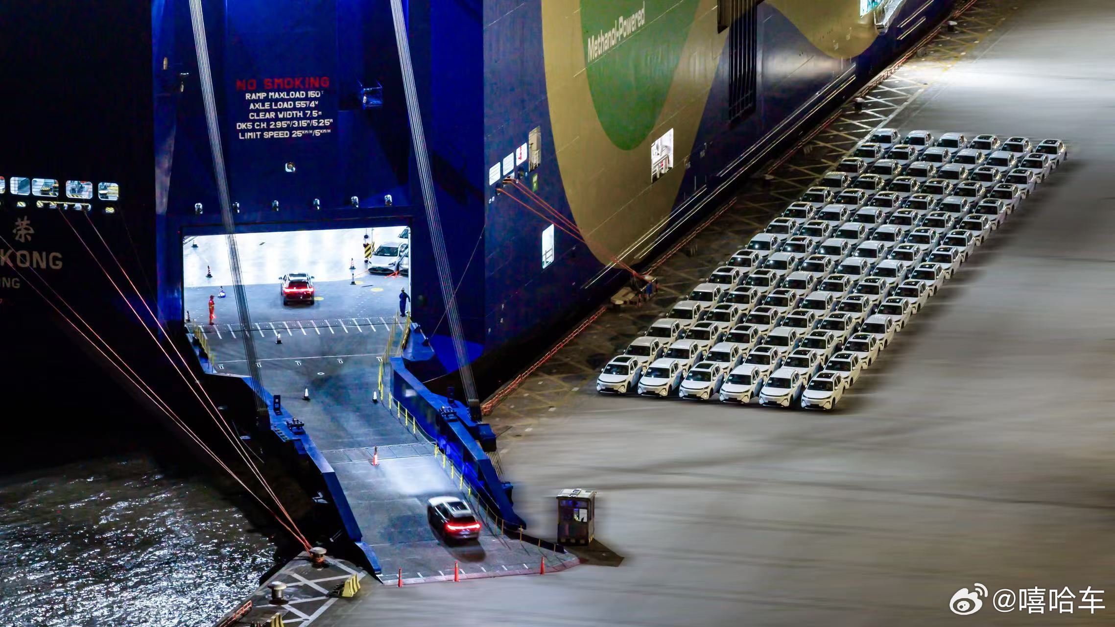 吉利海外销量大增 近日，吉利汽车集团发布最新销量数据，海外市场连续两个月突破6万