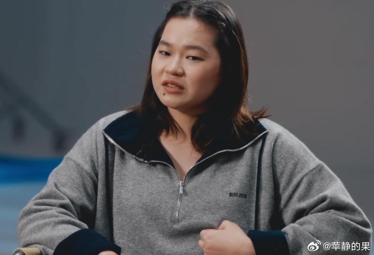 全红婵专访眼泪直流！来例假喝水都变胖，不敢上秤恐惧镜头，压抑很久 