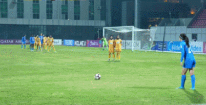 简直不要太轻松！女足亚冠再战，武汉队前55分钟连灌3球。
简直不要太轻松！女足亚