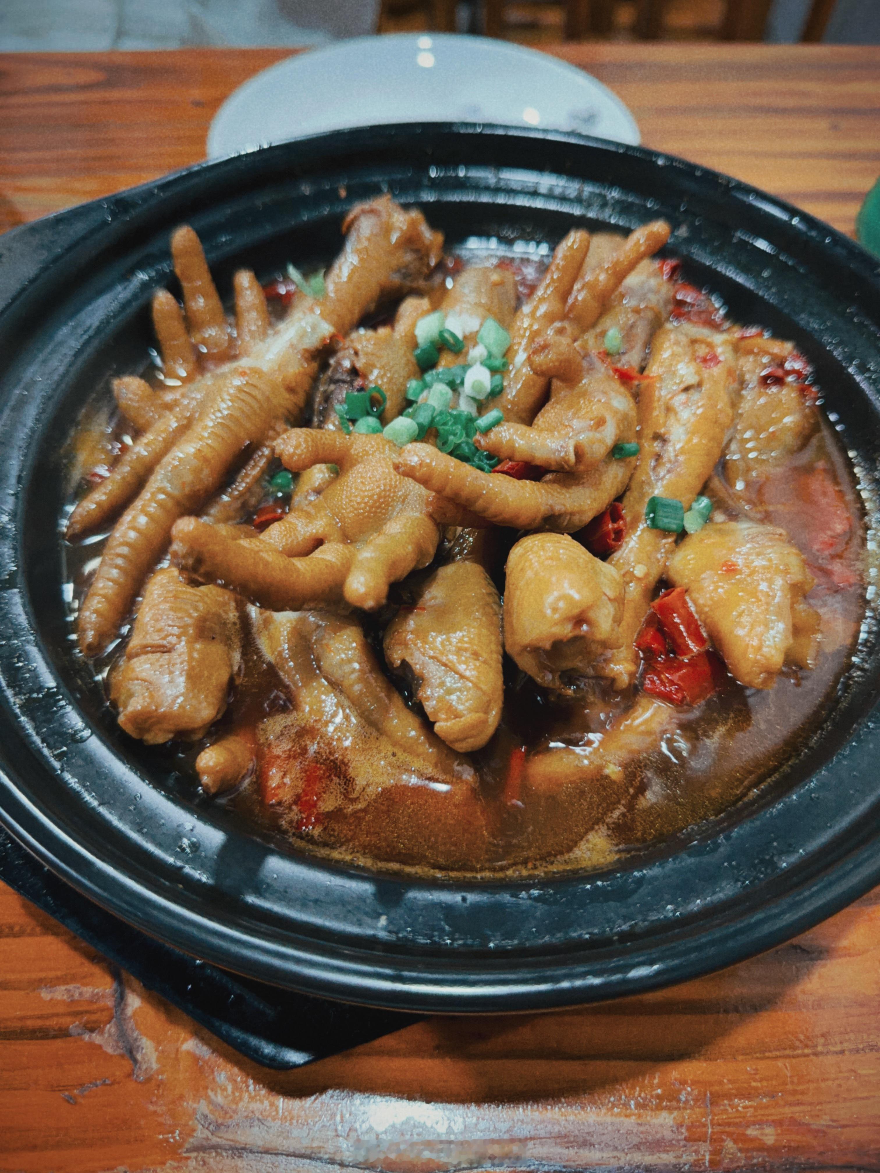 至今吃过最强鸡爪！！！！！！ 宣城·德福砂锅(康乐山庄东区店)