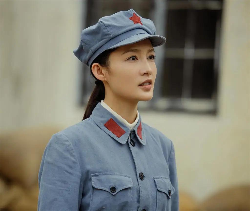 本尊回应，没有感情线。    这就有点难得了，我之前还以为沈近真和魏若来之间，多