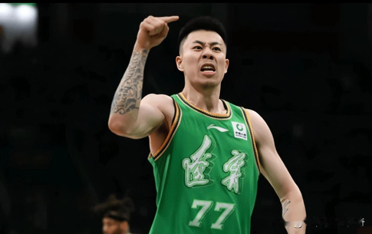 辽宁男篮球员张镇麟轻松通过体测，据媒体人球圈赵探长透露，张镇麟以总分440轻松通