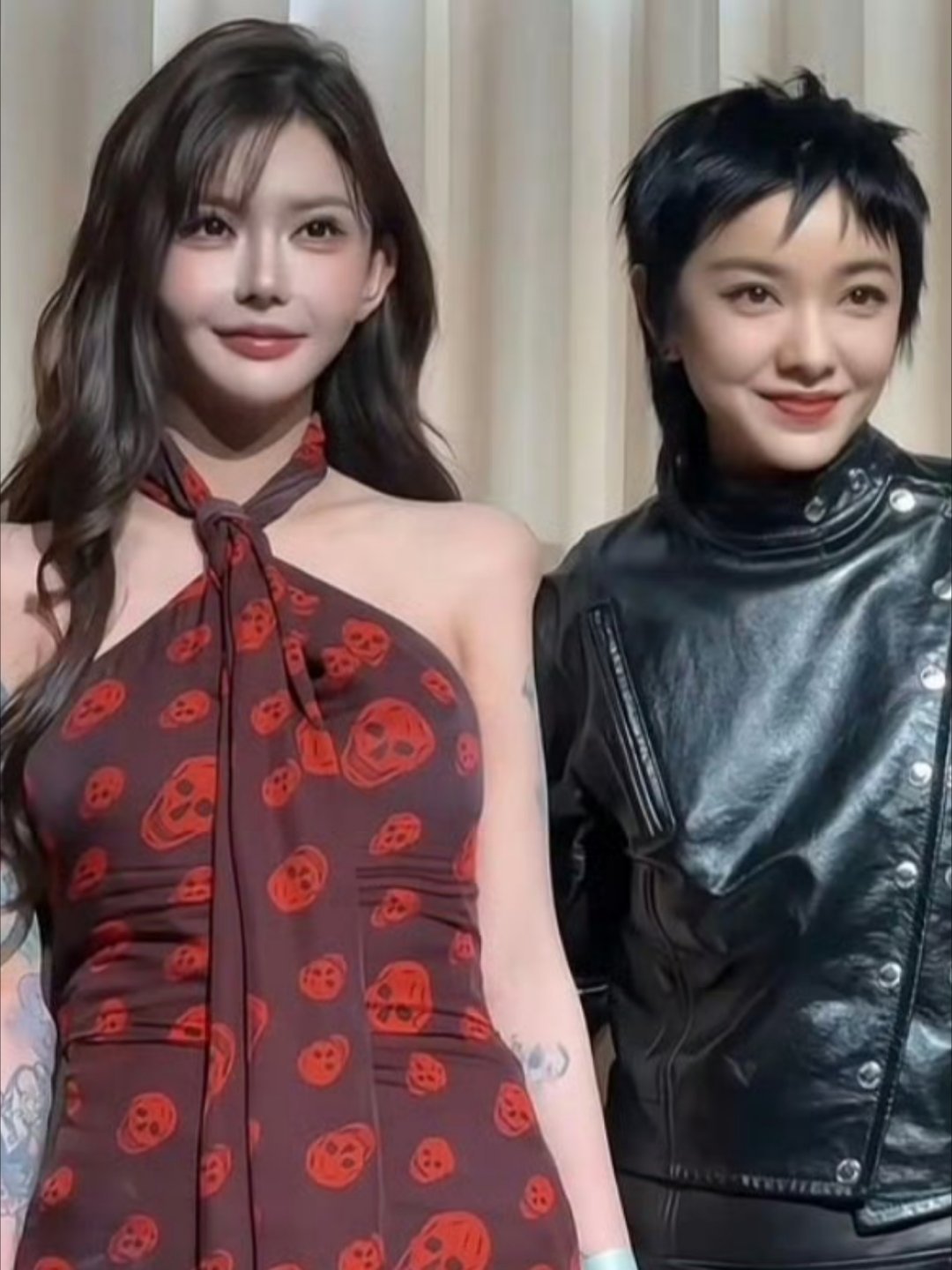 韩安冉郭采洁同框 “结婚博主”韩安冉和郭采洁在活动中相遇还同框合影了。合照中，郭