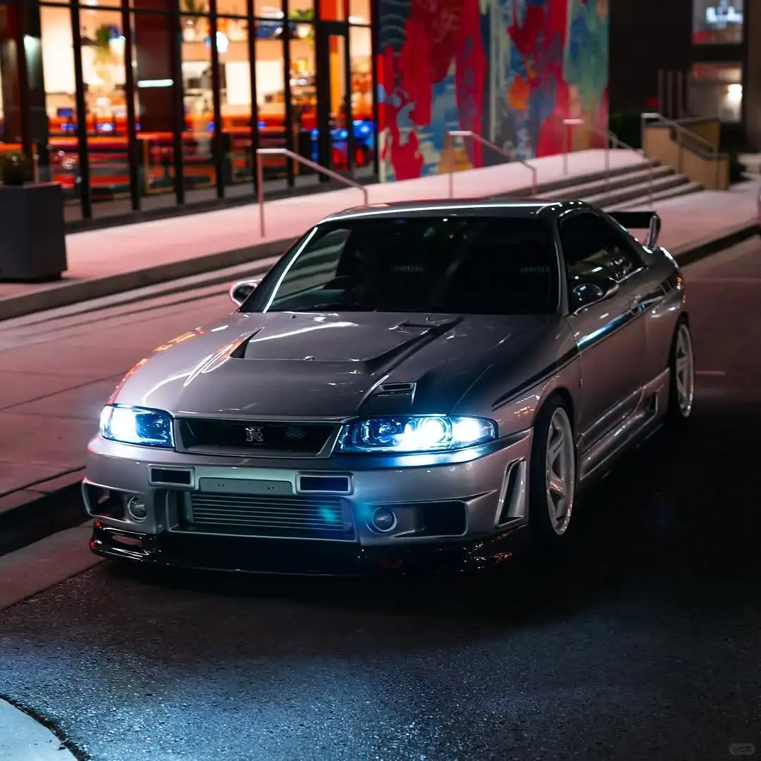 Nissan Skyline R33 GT-R