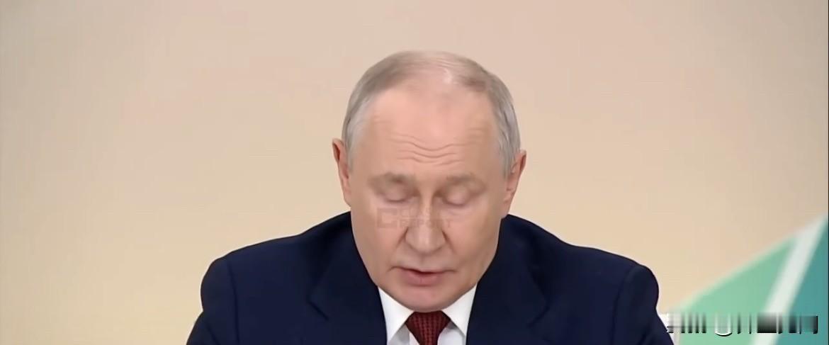 普京谈欧洲：

我们支持任何旨在恢复与欧洲国家全面关系的举措。

无论是通过欧盟