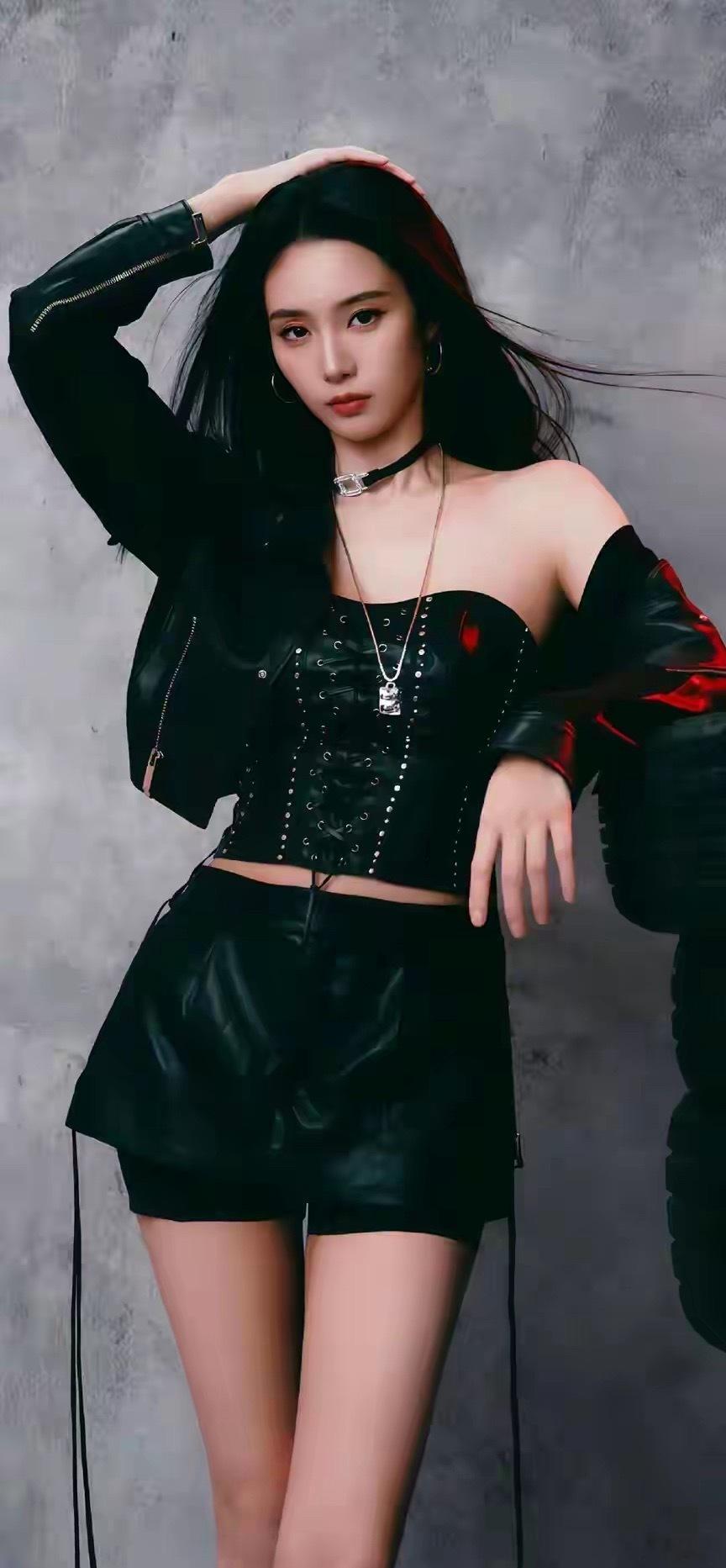 1.徐艺洋就是黄子韬的镇定剂，黄子韬每次遇到一些事上头想爆发的时候都是徐艺洋去劝