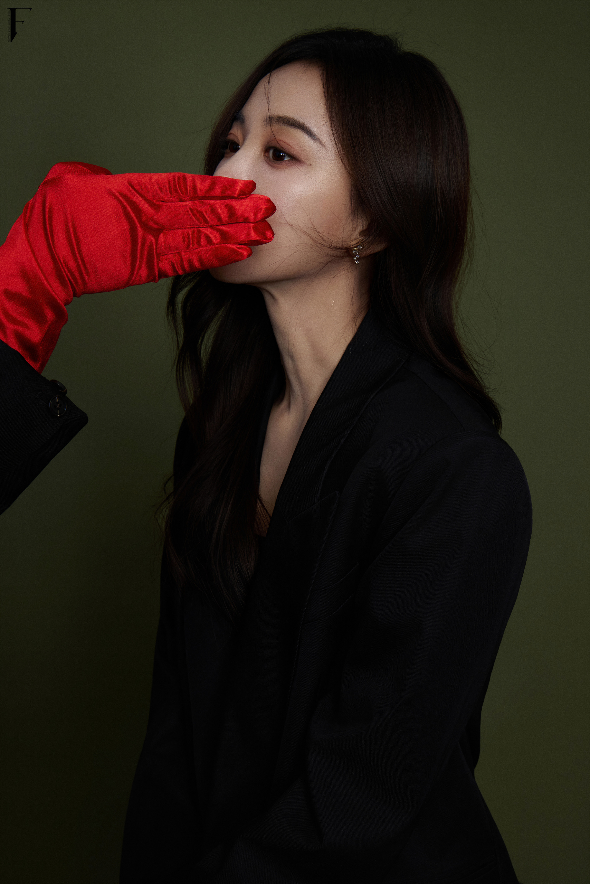 胡意旋时尚画报封面大片摄影：王欢 