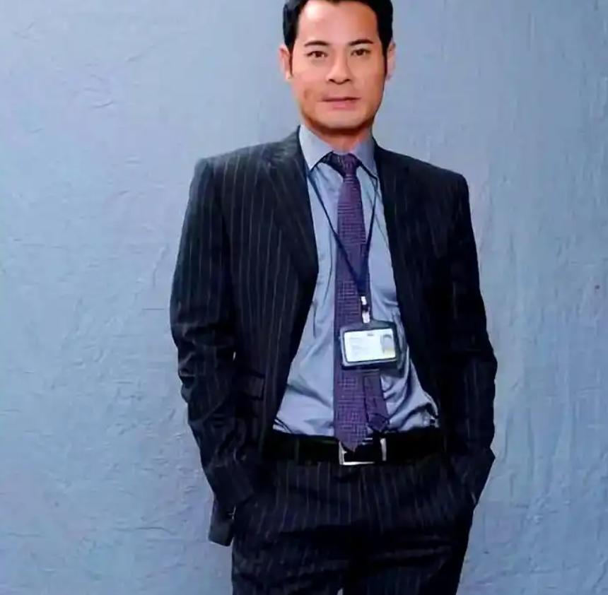 黄智贤似乎终于撑不住了，她公开表明了自己的态度，直言人生框架既不“反独”，也不“