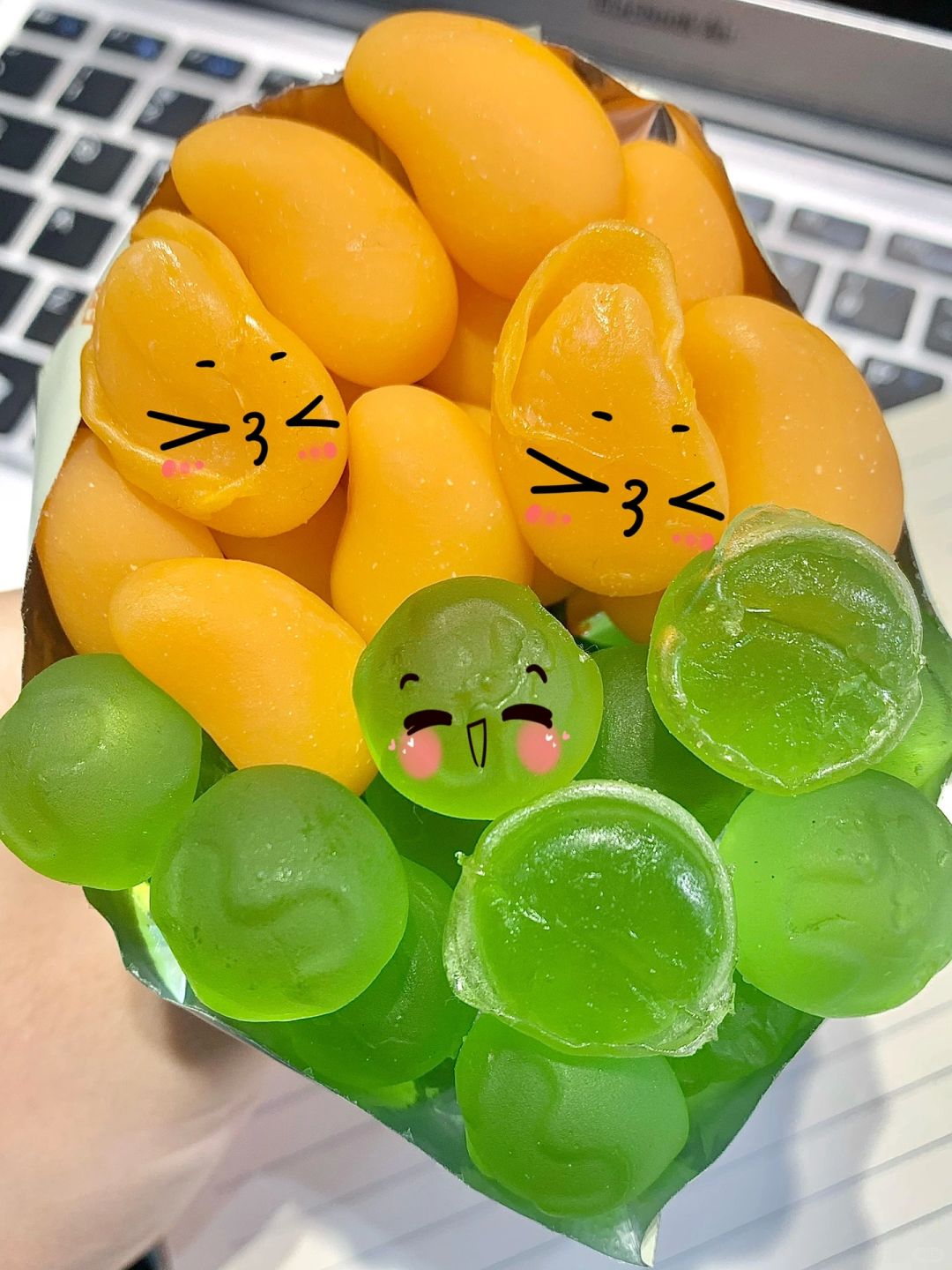 聚会吃到的糖……我直接相见恨晚！！！
