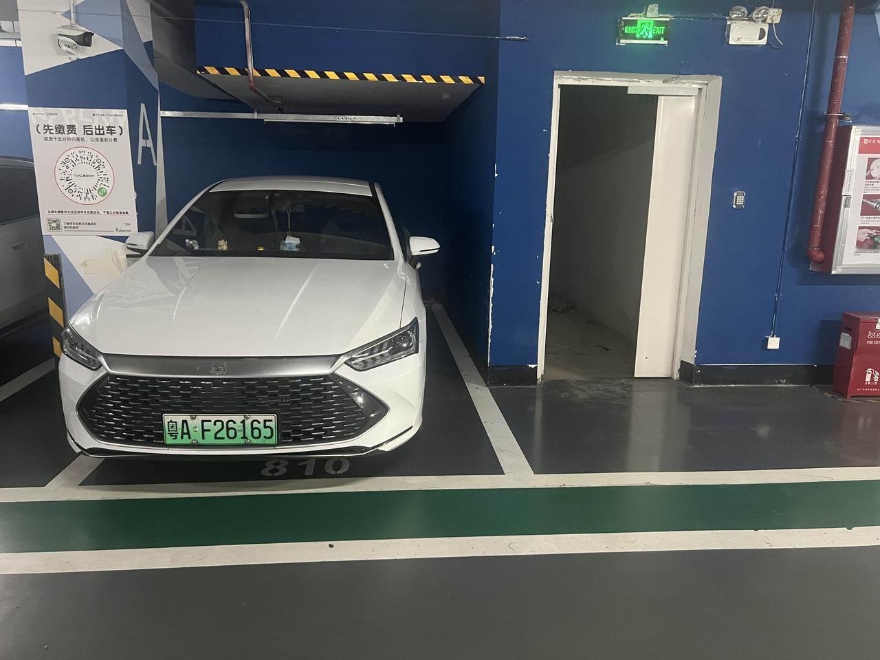 朋友们觉得这个车位如何，应该不会出什么问题吧买地下车位15万划的来吗 咱们中国的