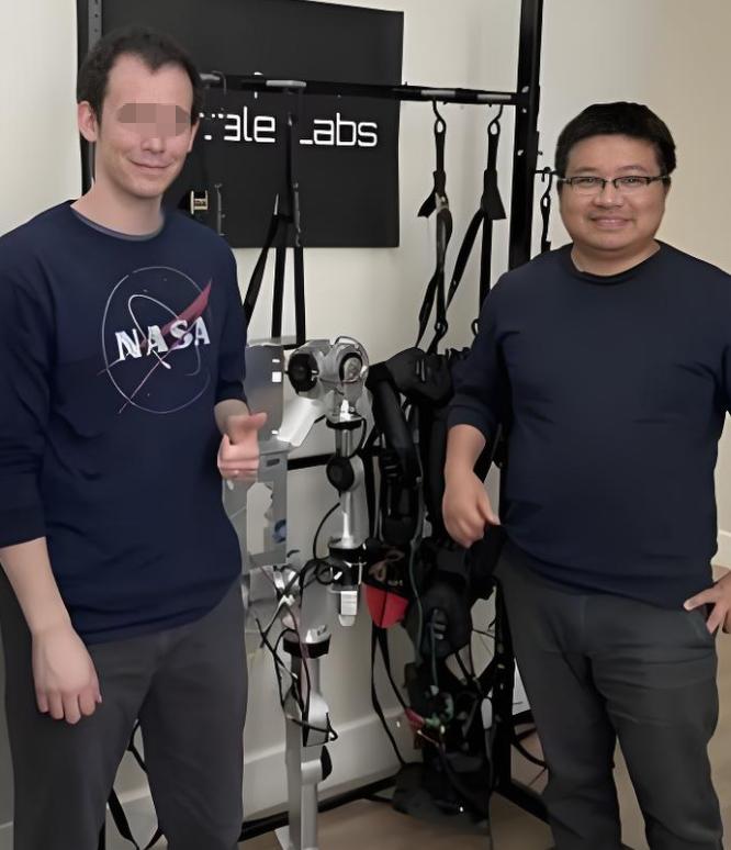 徐睿，合肥一中毕业的超级学霸，哈工大尖子生，回国后在国内多家头部大厂任职，最后一