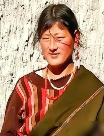 为什么西藏人不愿意外出打工？说句实话，国家对藏民福利补贴相当高，即使躺着不动，也