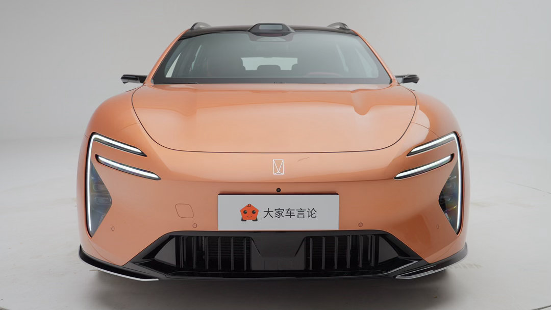 今年绝对是旅行车/GT的大年，对于我这个瓦罐爱好者来说，简直就是过年了。目前最戳