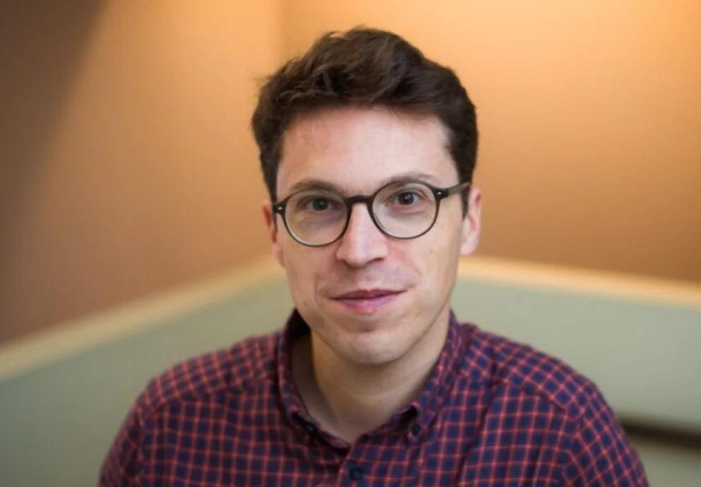 洛莱罗被视为全球核融合领域重要学者之一，研究聚焦等离子体动力学，包括磁重联、等离