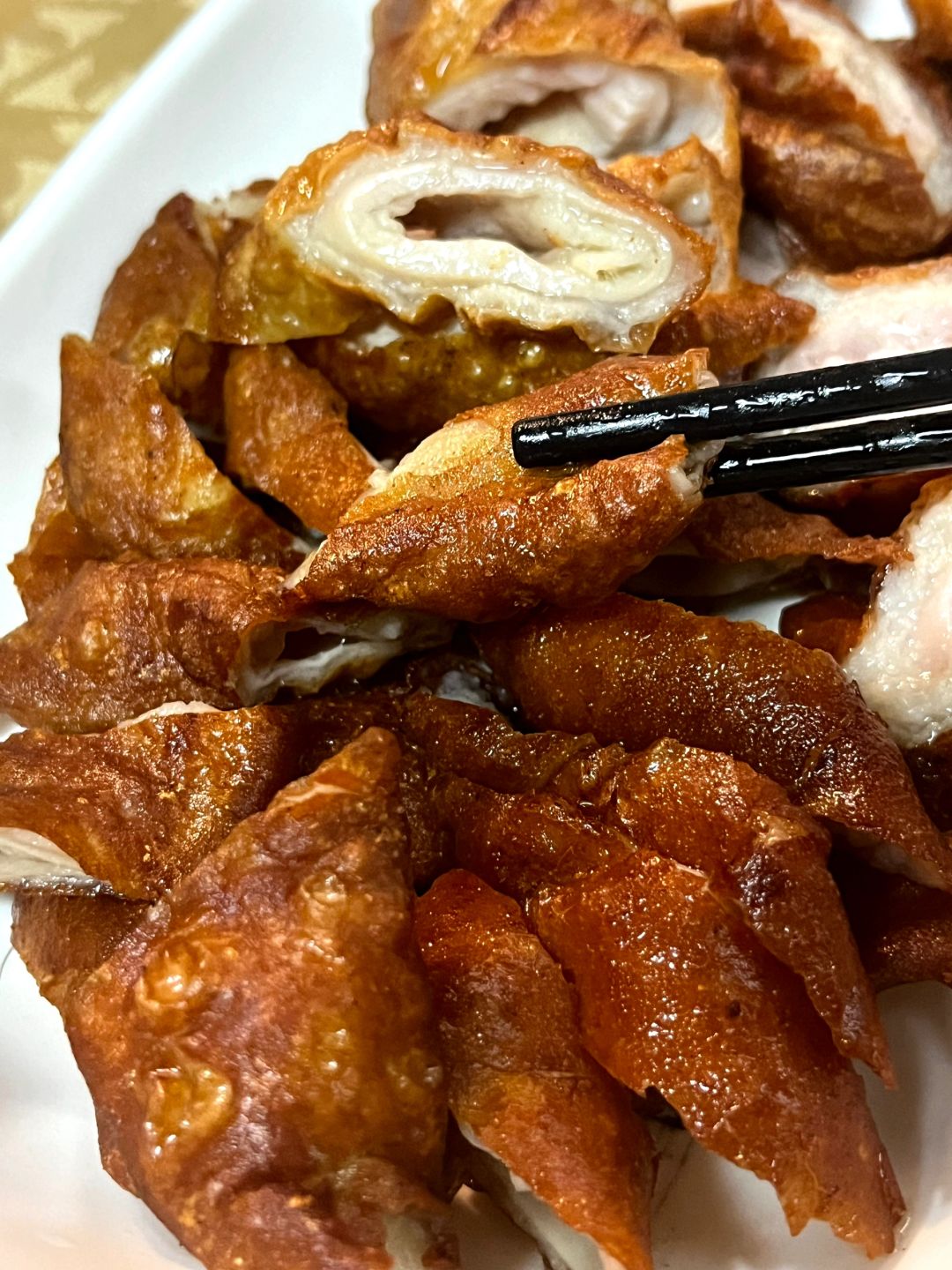 在广州！谁懂这家街坊菜馆啊……