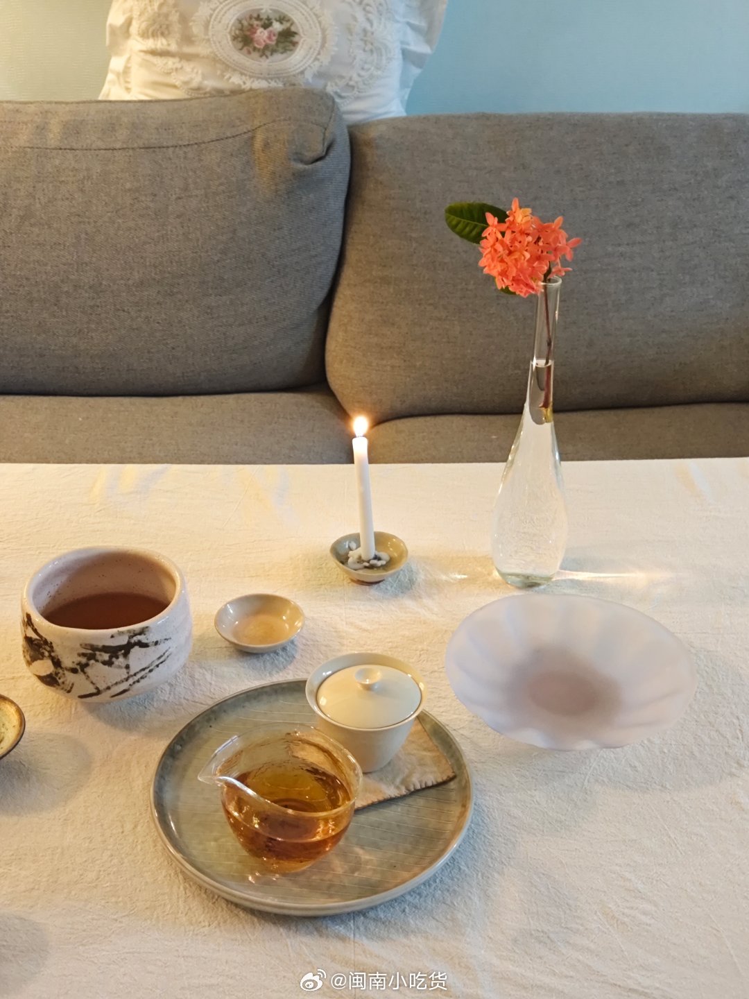 在备菜等待妹纸来我家吃饭喝茶。 