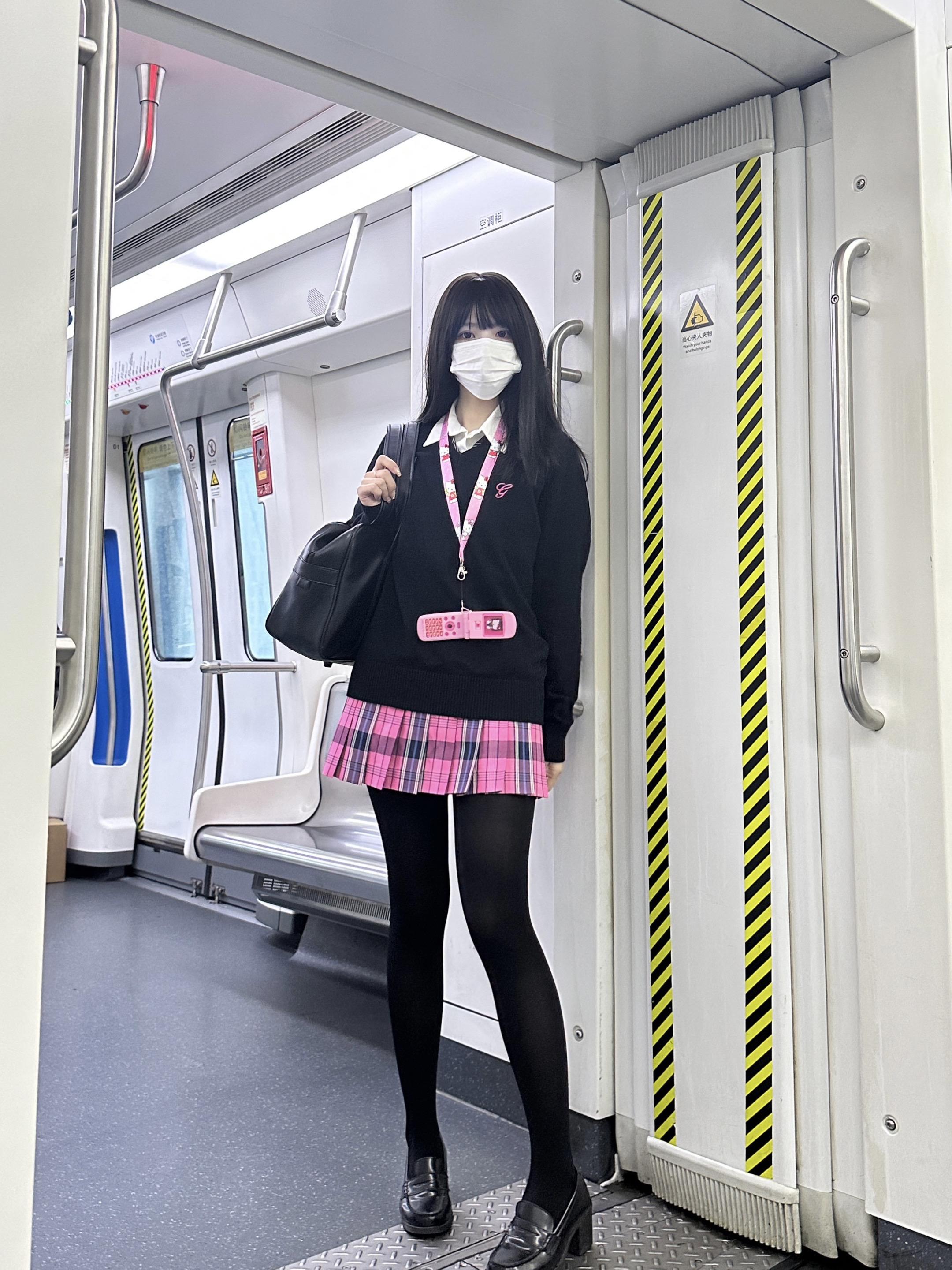 喜欢吗 专门给你拍的。