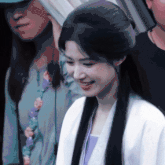 卢昱晓、王楚然咋这么搞笑一个不能笑，一个必须笑 