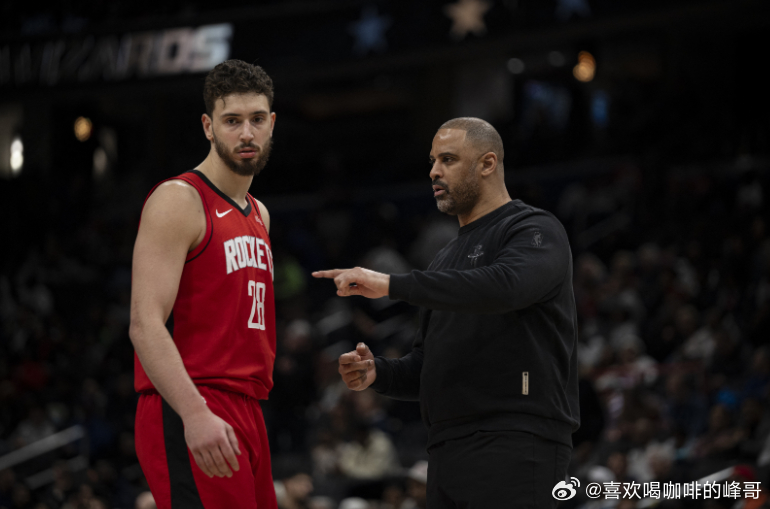 火箭今日113-99击败猛龙，赛后，火箭主帅乌度卡接受媒体采访。谈及本队篮板优势