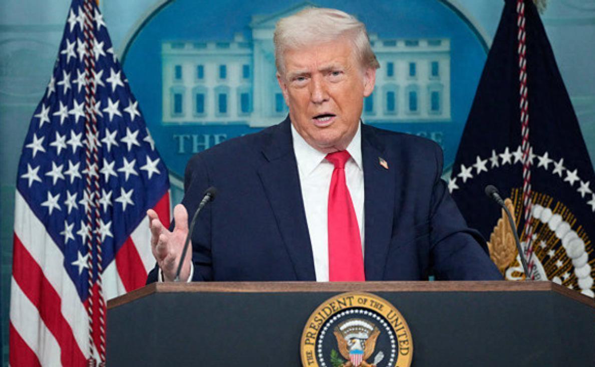 美国总统特朗普不但对格陵兰岛念念不忘，而且对古巴仍然没有死心。最近，他在白宫对媒