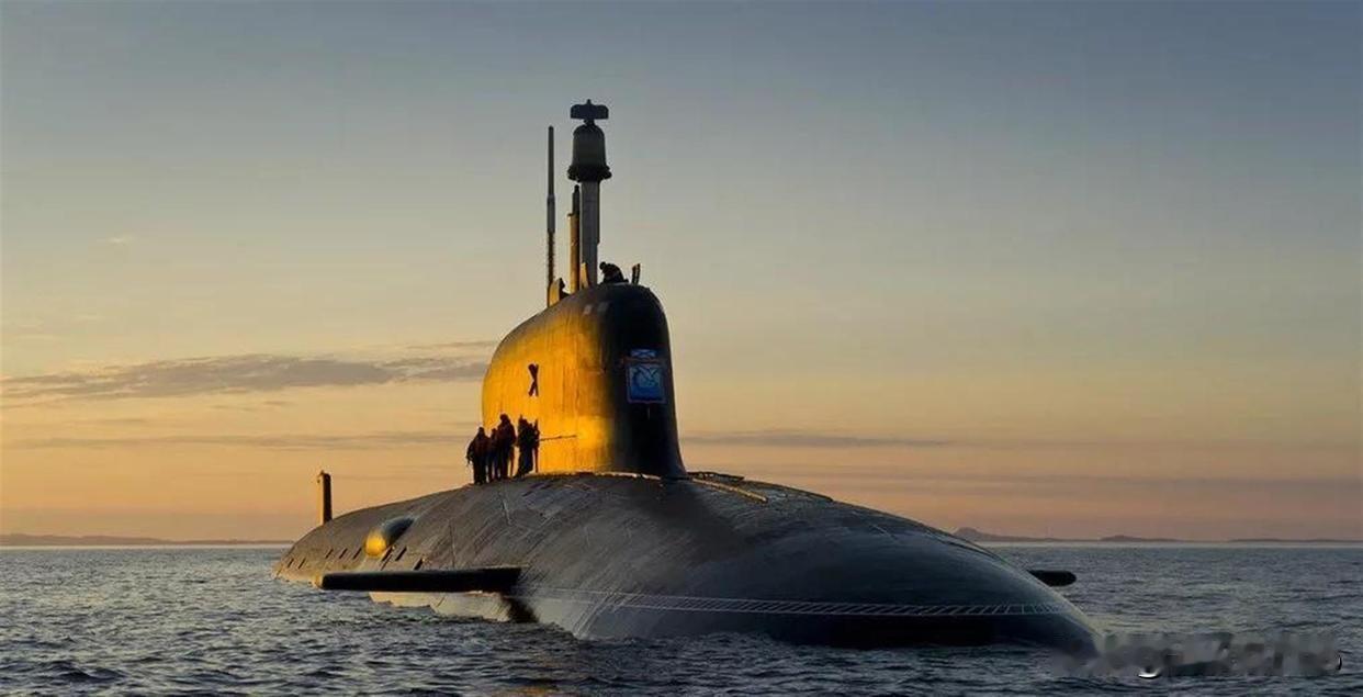 32艘核潜艇压过俄罗斯！096下水将重塑全球水下格局
 
2026年1月15日，