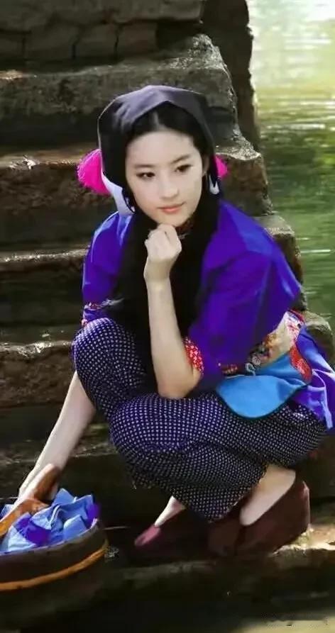 演技再高，看起来也不像村姑。女神不容小觑 这女神活灵活现
