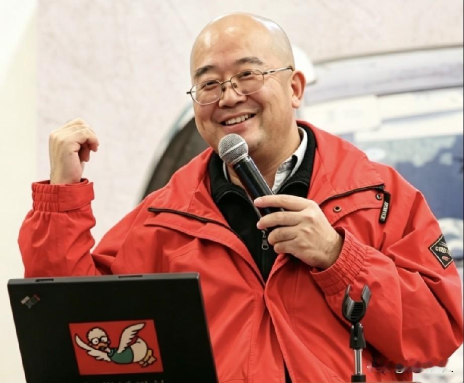 老唐走了。

2026年8月23日，知名战地记者唐师曾在北京病逝，享年65岁。新