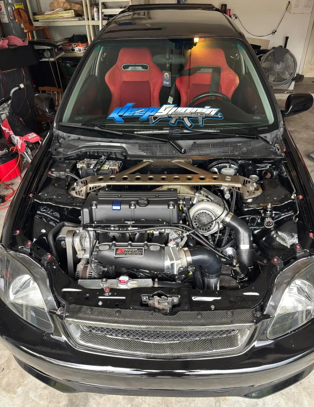 本田Civic EK改液晶仪表盘
行驶二十多年后，EK车型最先出问题的并非B16
