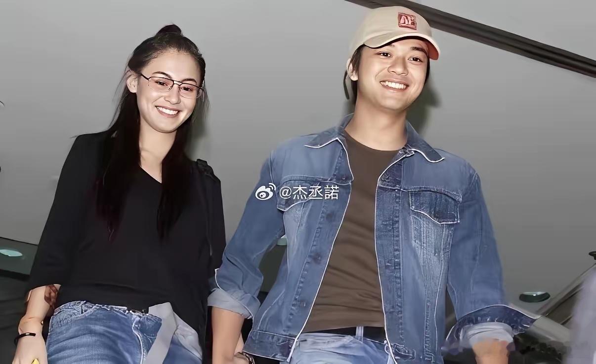 1999年，张柏芝和陈晓东恋爱，俩人花900万买豪宅同居、当时都以为会白头到老，