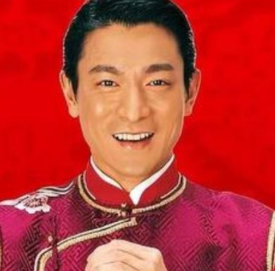 刘德华《恭喜发财》的歌词是否过时，存在一定的争议。从语言表达、价值观等角度来看，