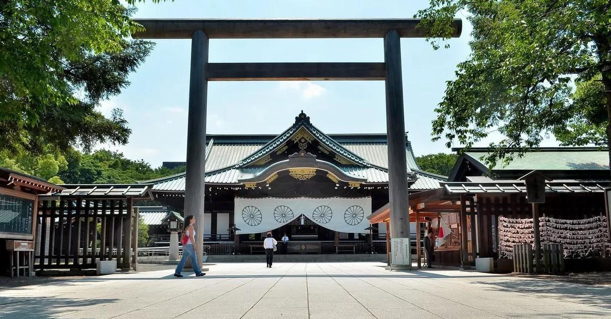 日本那位高市长官，本以为往靖国神社连续塞两天祭品，就能轻松收割一波国内右翼的选票