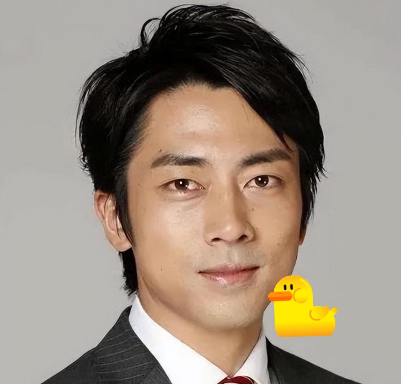 快讯！快讯! 
来自日本大选的消息 

9月13日，日本农林水产大臣小泉进次郎在
