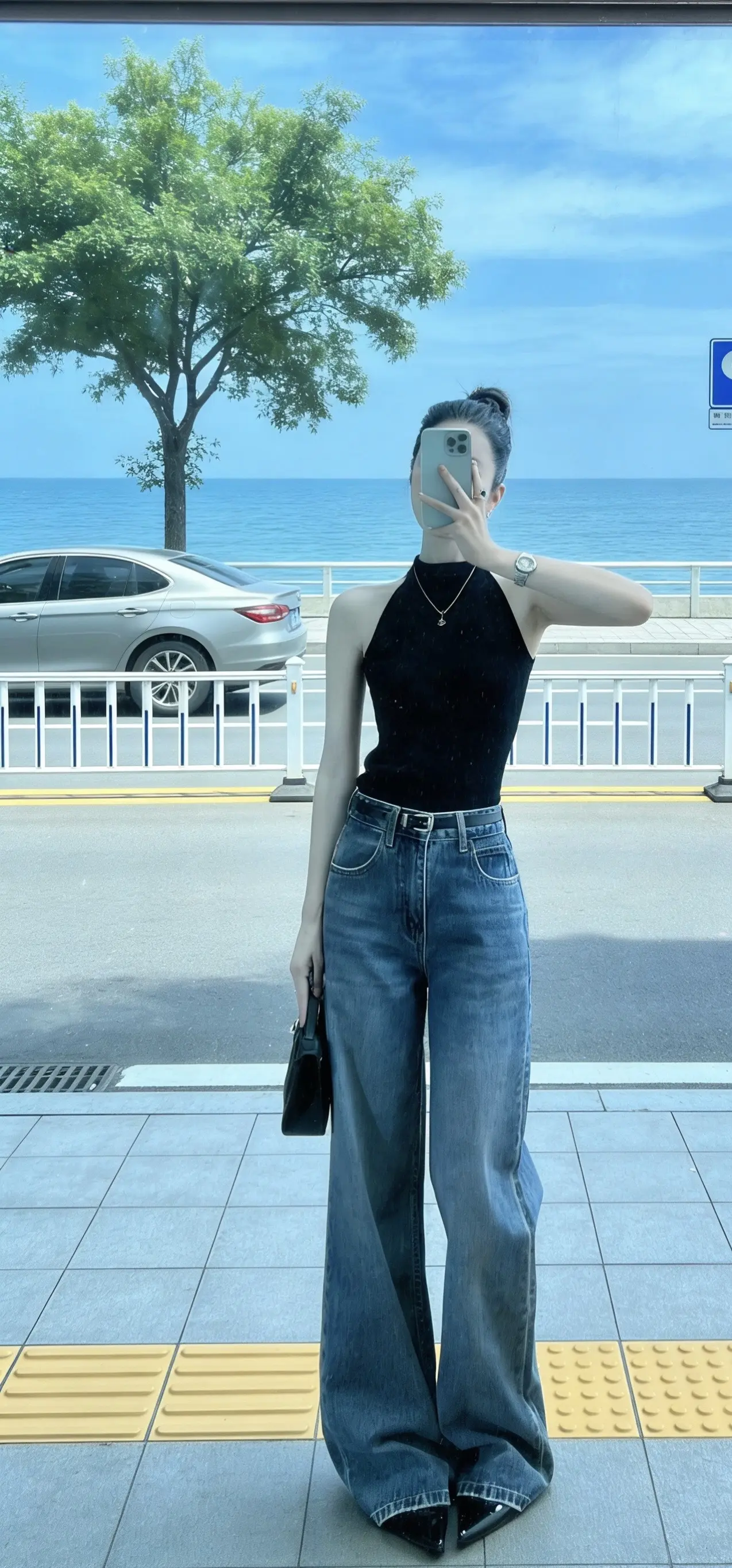 “好好生活，别想太多，时间一天比一天少，我们一天比一天老，人生路上，记...