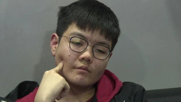 冷知识: 这是GEN战队(不算SSG时期)自从建队以来，首次在国际赛事的BO5淘