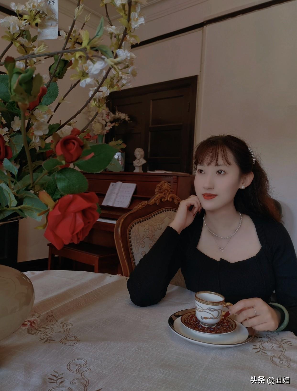 晒图笔记大赛窗明几净，静坐思悠。