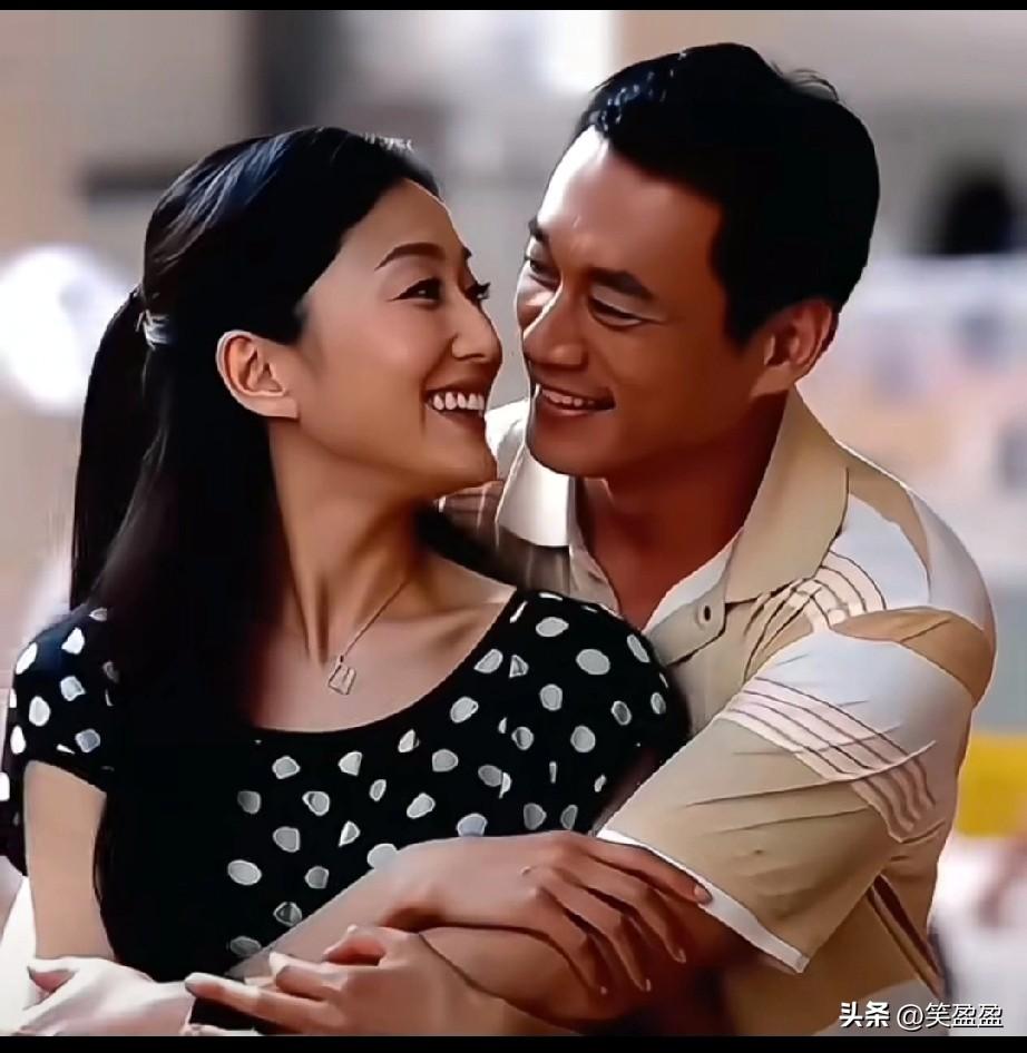 59岁陈瑾未婚未育，却有男人陪她27年！这人不是伴侣，而是同样不婚的哥哥陈准。他