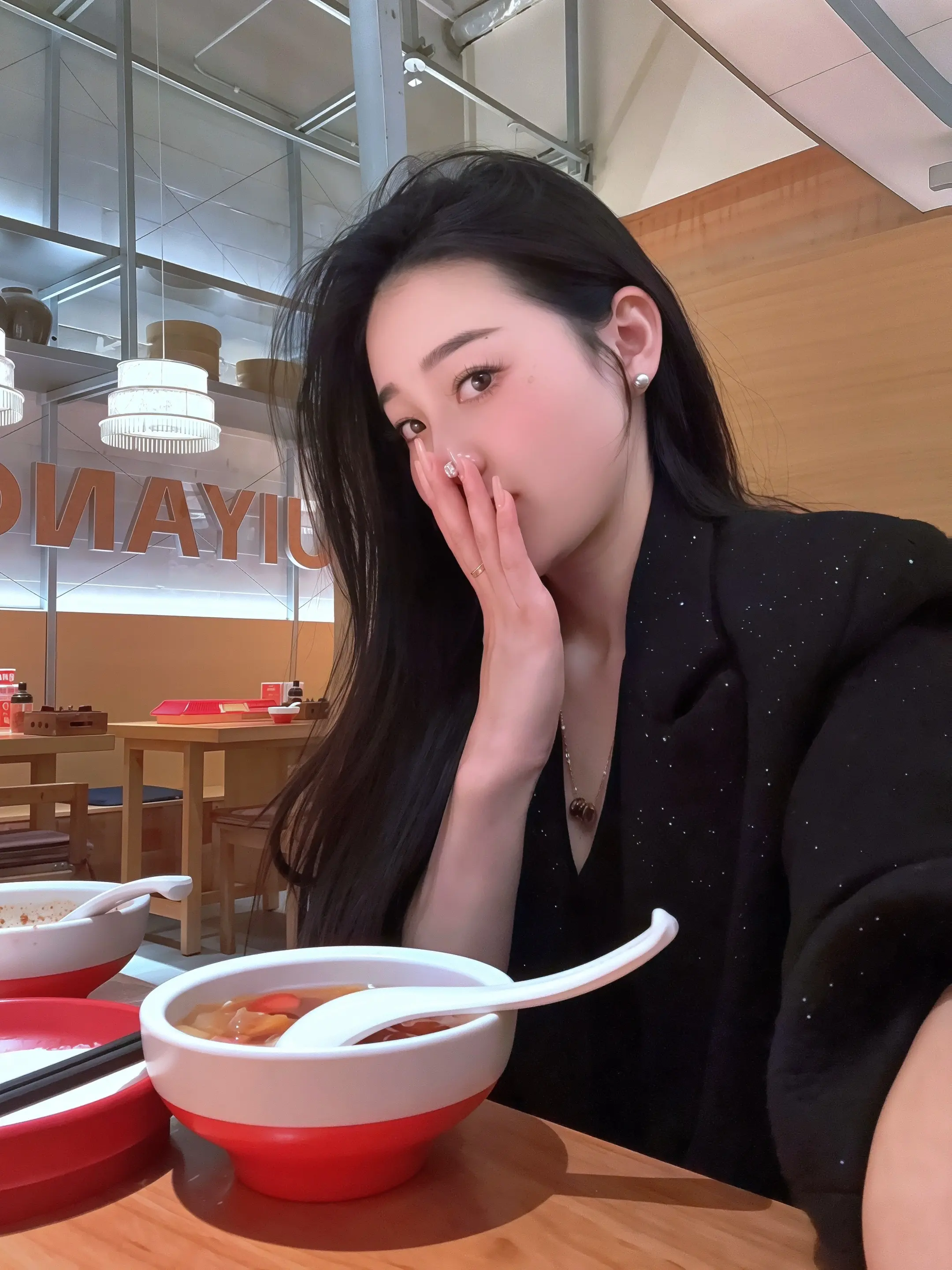 对的人会站在你的未来里，而不是选择里。