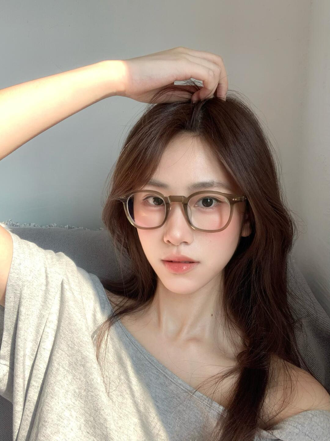 茶色眼镜真的好韩