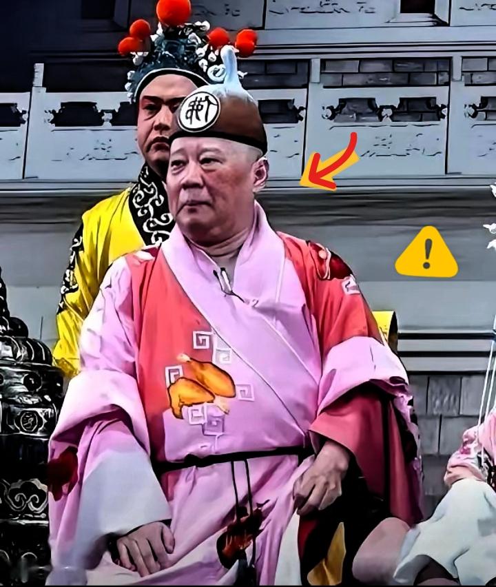 没人敢劝的人，更容易迷失方向
 
果然还是男人更懂人性。我问我老公，郭德纲九个月