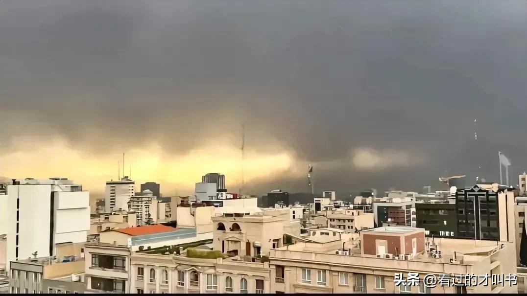 俄罗斯总统普京9日在与美国总统特朗普的通话中表示，希望各方尽快通过政治外交途径解