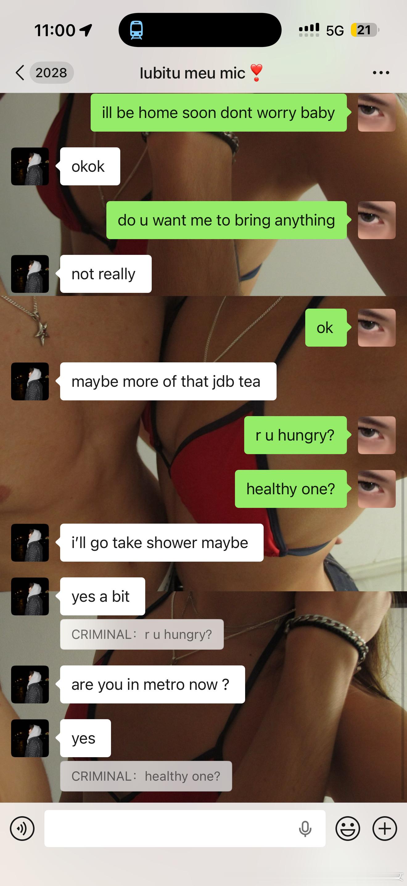 上次在重庆嗓子痛kristen给我买了杯菊花茶…我给🧹说这个是对身体好的而且0