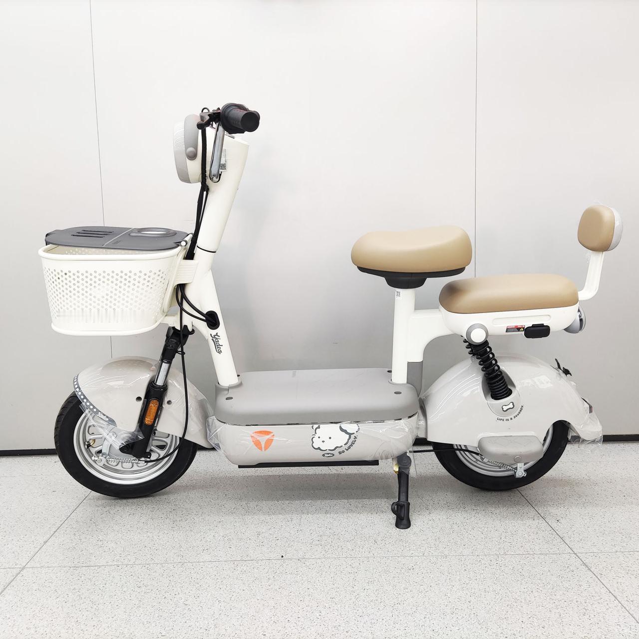 雅迪C09上市即遇冷？新国标车为啥卖不动了
 
雅迪刚为“毛豆”车型致歉，转头就