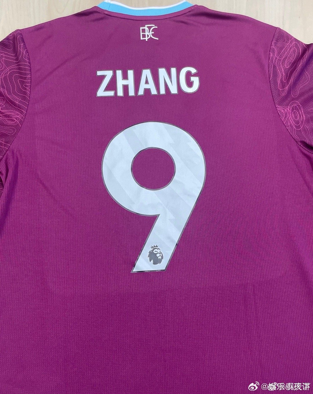 张家鸣英式培养路径的中国样本张家鸣签约伯恩利俱乐部 18岁小将的英超门票！张家鸣