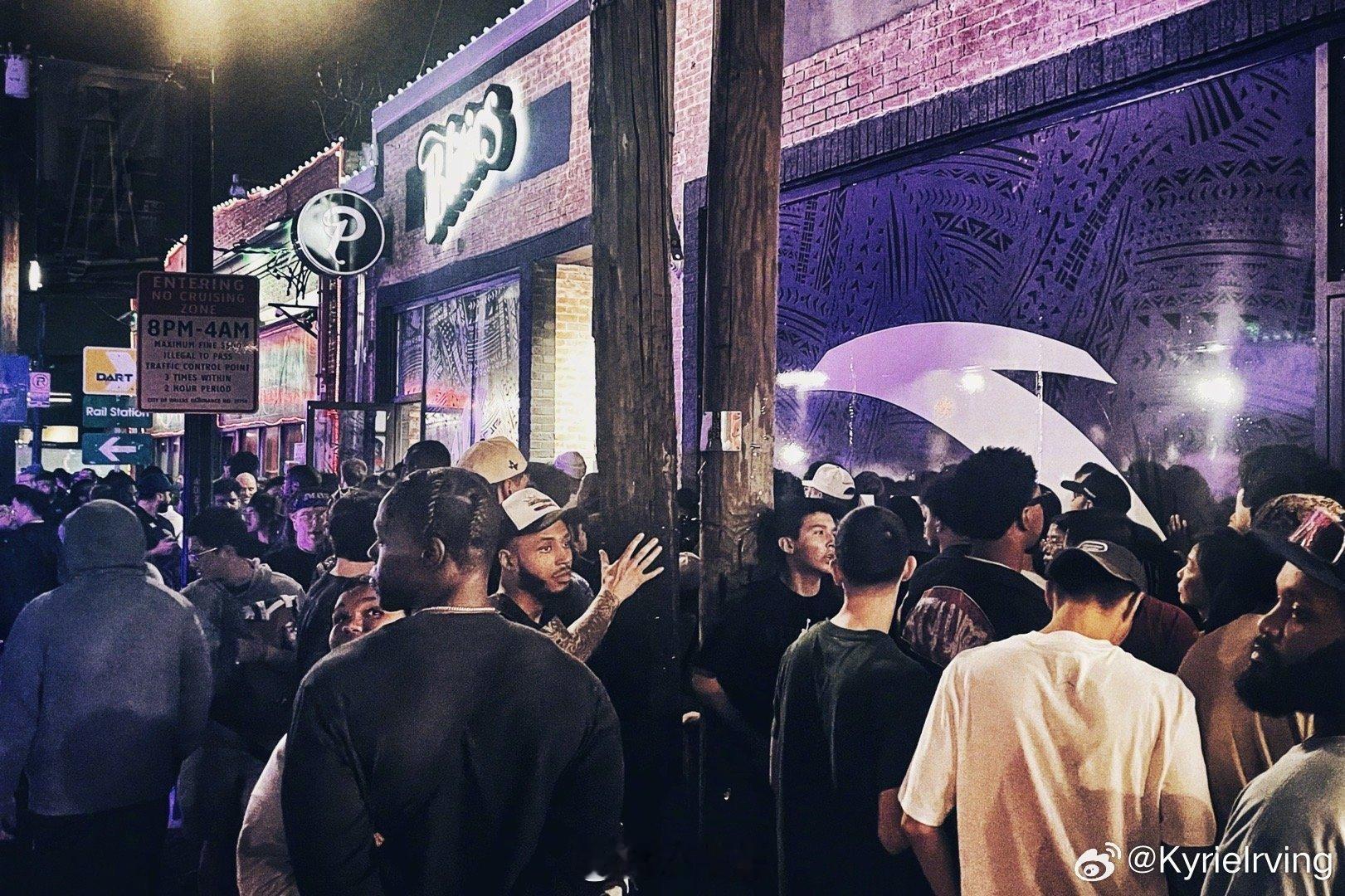 国外友人买进口货！好家伙！这也太火了吧！#欧文一代全球影响力##小卢篮球世界# 