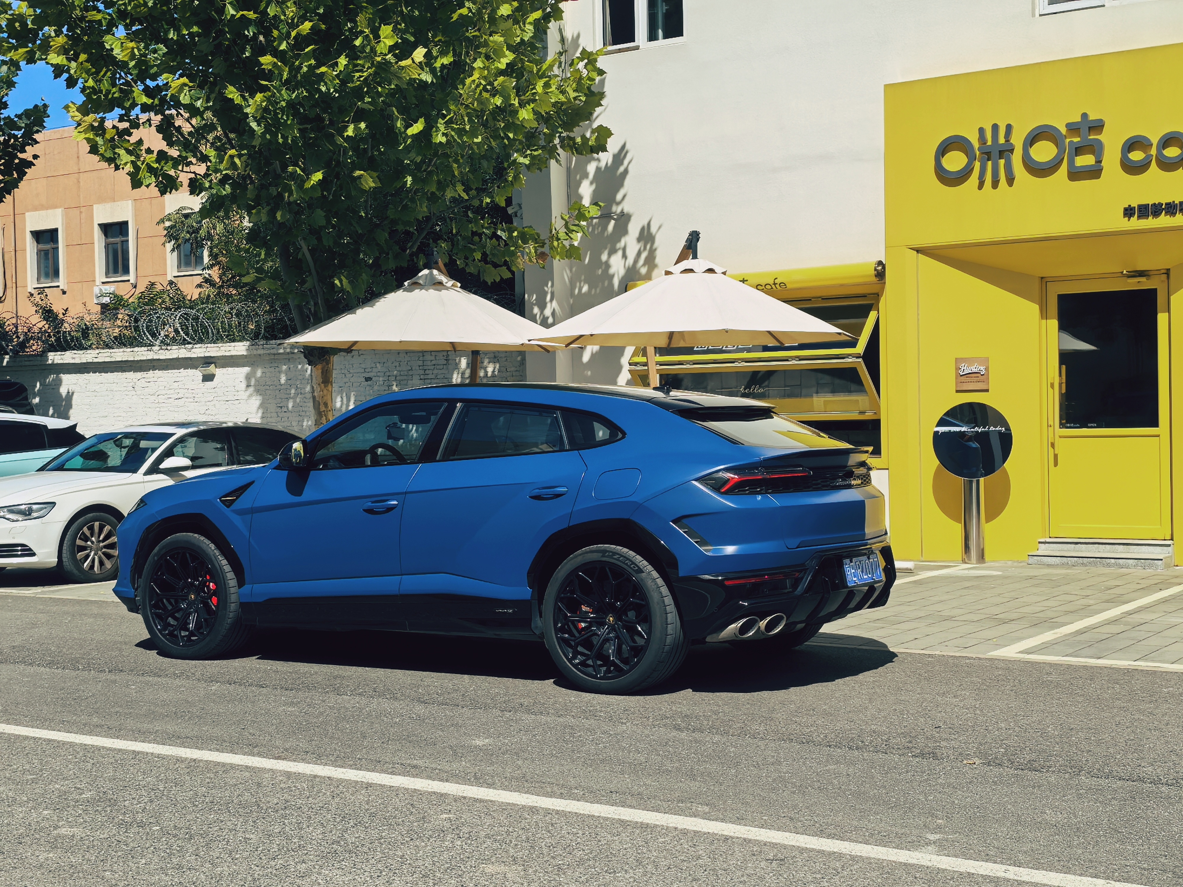 Lamborghini Urus SE兰博基尼兰博基尼urus 北京今天天气好好