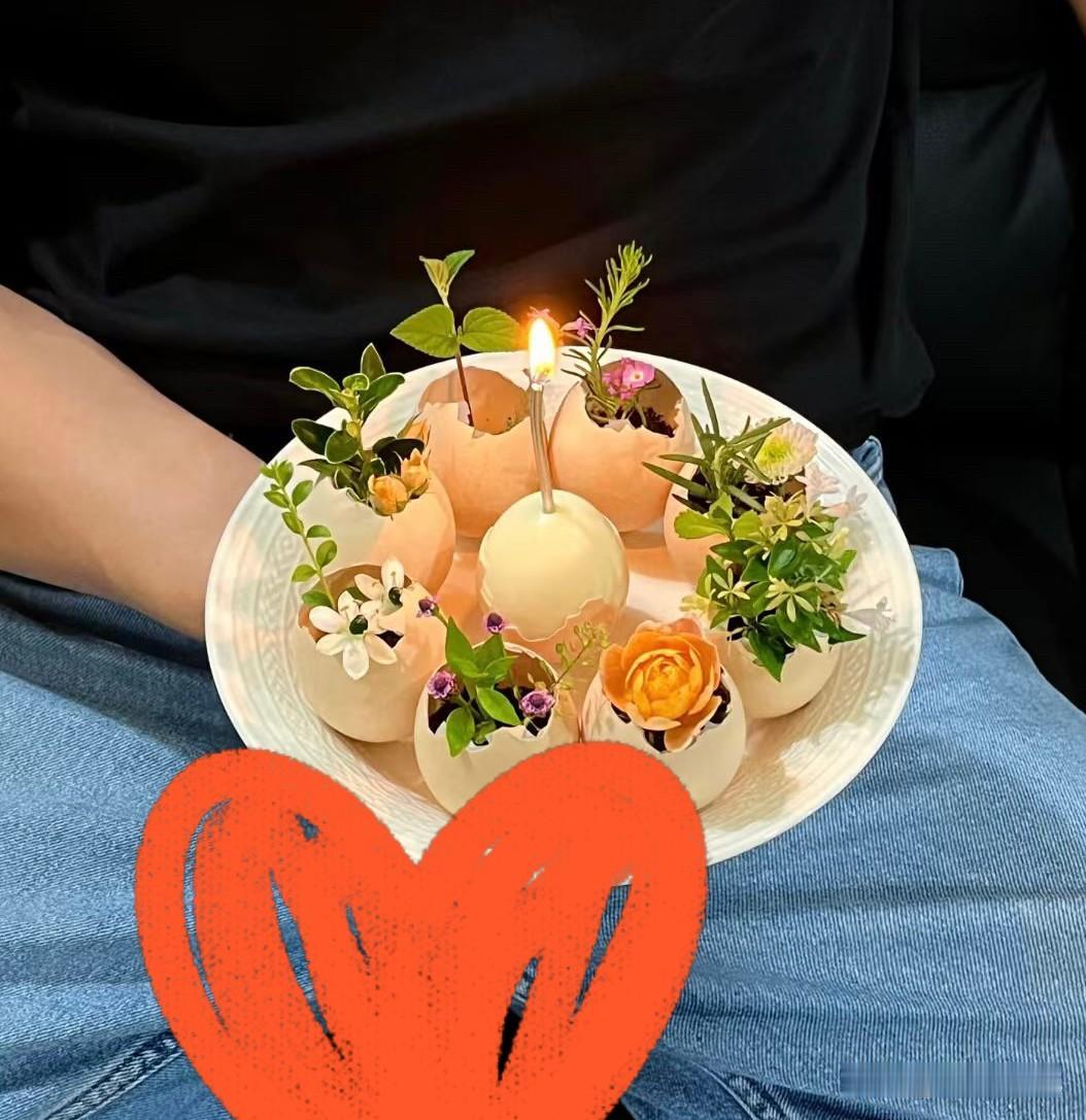 36岁，给自己做个生命力生日蛋糕，这仪式感必须拉满！就像易八字测算网里提到的，有