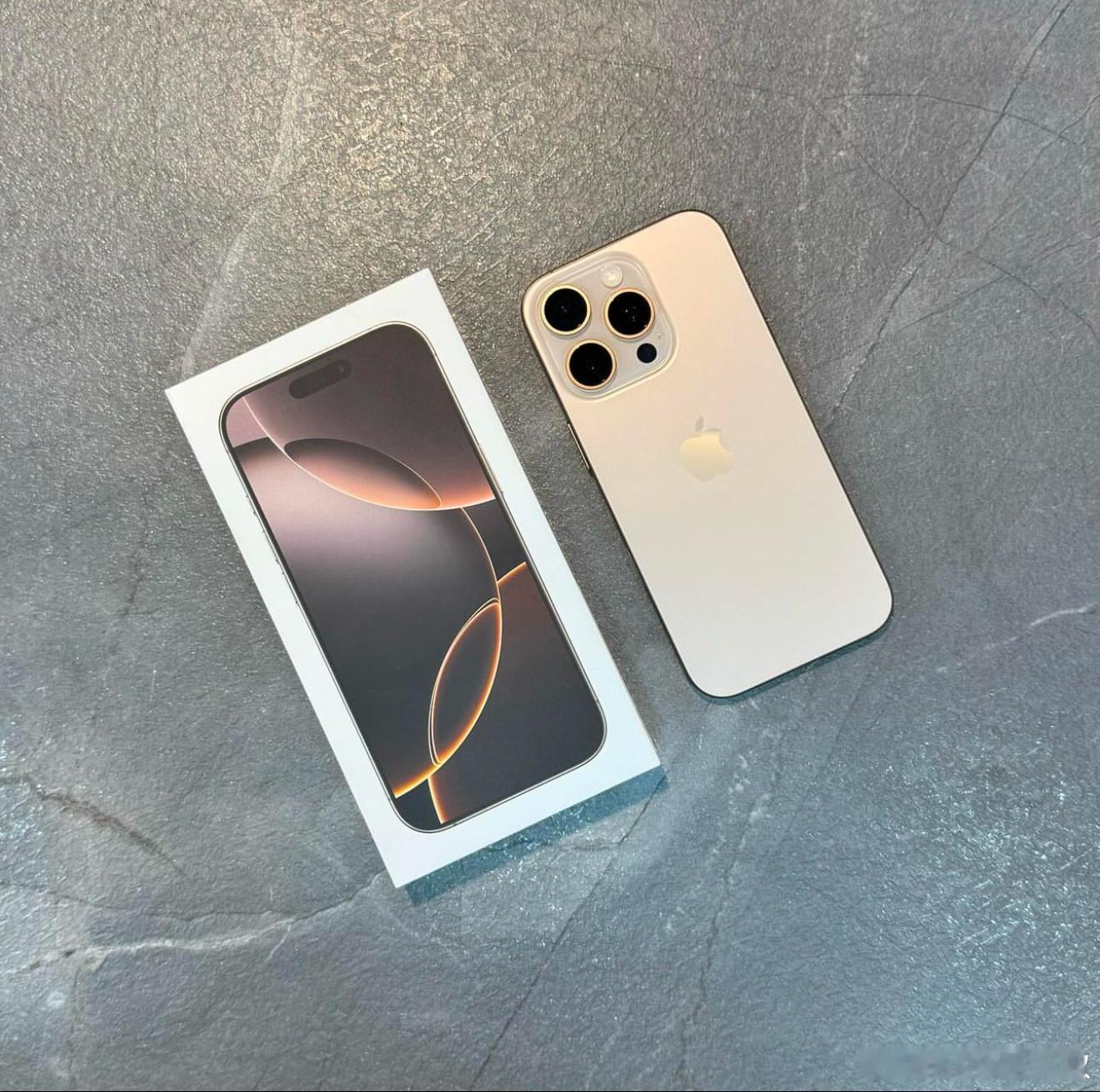 郑重地问一个问题：到现在都还没入手iPhone 16的各位…是不是准备略过直接等