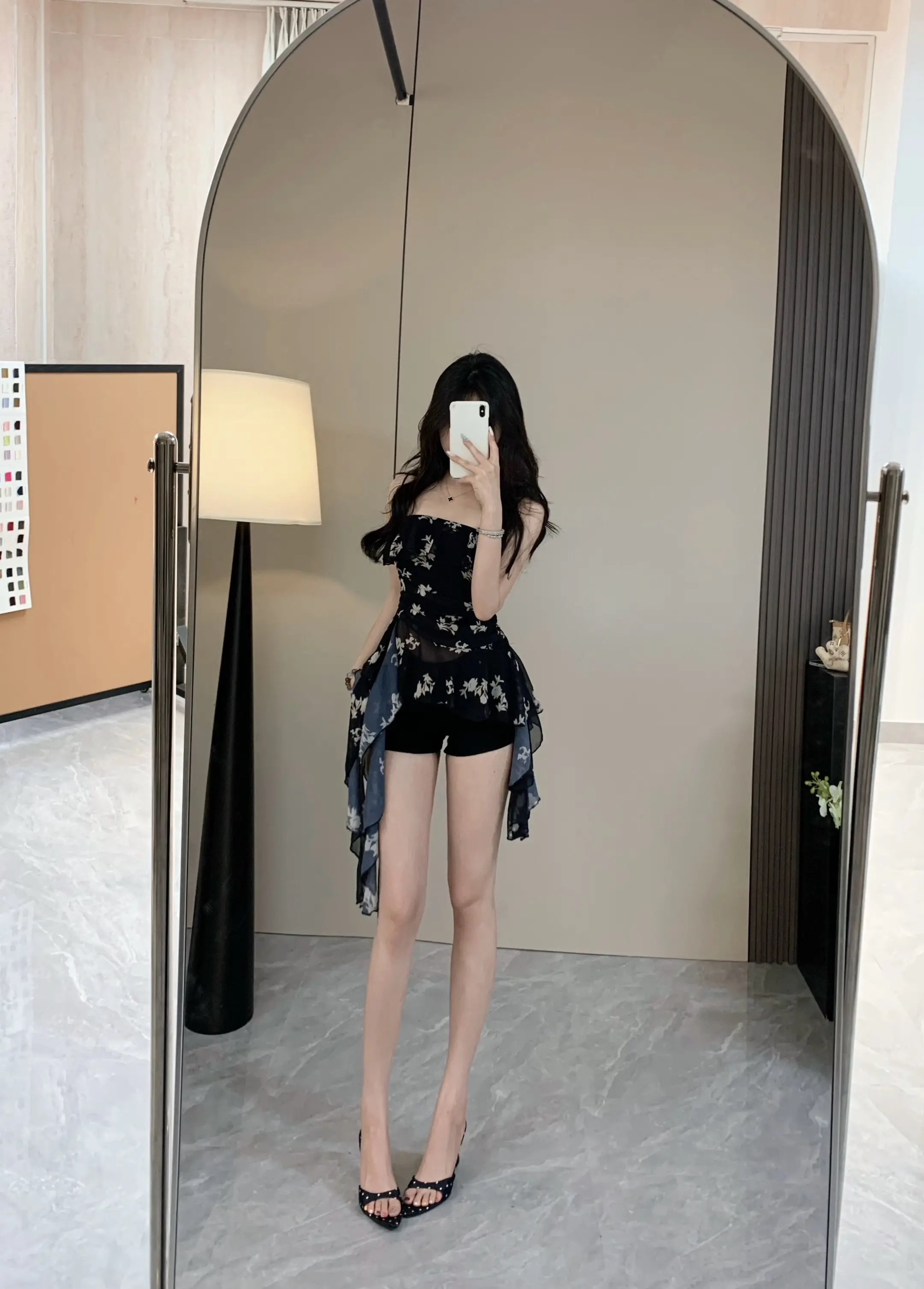 短裤还是长裤。