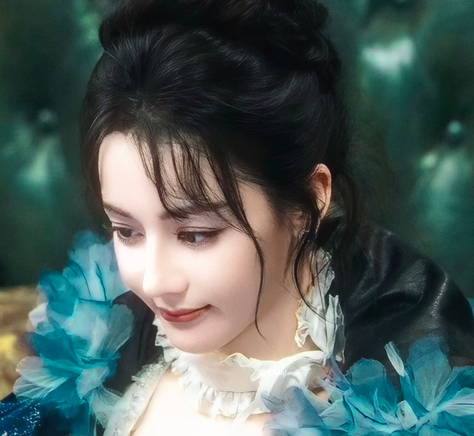 女王x公主|迪丽热巴迪丽热巴蓝裙公主 周星驰叫迪丽热巴巴爷