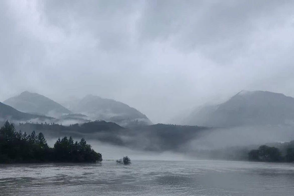 分享你随手拍的风景呀拉索，那就是青藏高原[比心][比心][比心]